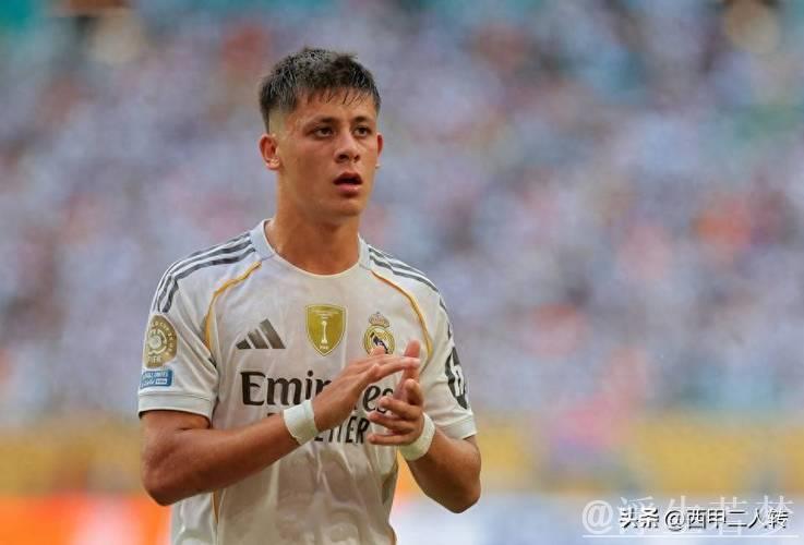 阿隆索的点石成金：居莱尔从边路魔术师蜕变为皇马中场核心